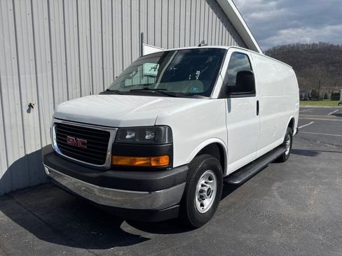Used 2022 GMC Savana 2500 w/ Driver Convenience Package image 14