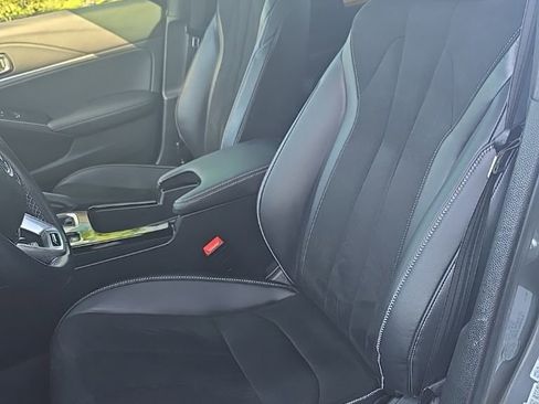 Used 2023 Acura Integra A-Spec image 19