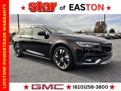 Used 2019 Buick Regal Essence w/ Driver Confidence Package I