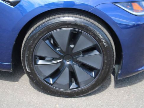 Used 2024 Tesla Model 3 Long Range RWD image 9