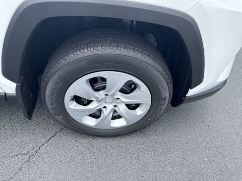 New 2025 Toyota RAV4 LE image 10