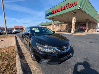 Used 2016 Nissan Altima 2.5 SL w/ 2.5 Technology w/LED Package