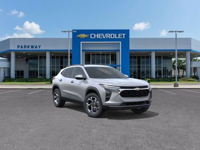 New 2026 Chevrolet Trax LT w/ Driver Confidence Package