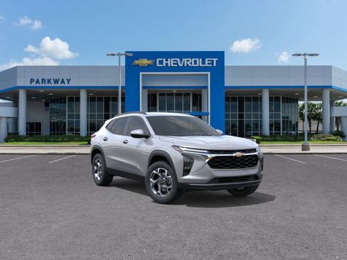 New 2026 Chevrolet Trax LT w/ Driver Confidence Package image 1