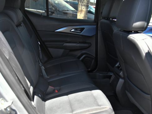 Used 2025 Chevrolet Equinox EV LT FWD image 50