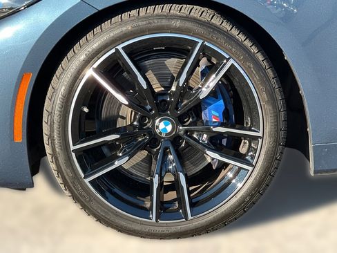 Used 2025 BMW M440i Coupe w/ Premium Package image 12