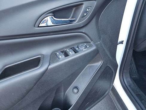 Used 2023 Chevrolet Equinox LT FWD image 19