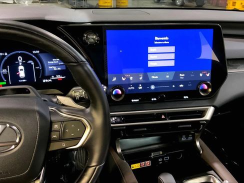 Certified 2025 Lexus RX 450h Luxury w/ Convenience Package image 7