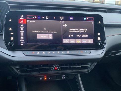 Used 2025 Dodge Charger R/T w/ Quick Order Package 25M R/T image 15