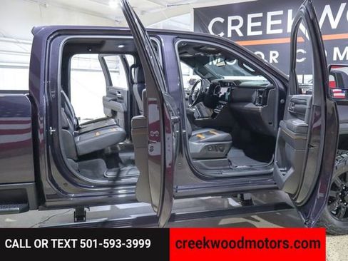 Used 2024 GMC Sierra 3500 AT4 w/ AT4 Premium Plus Package image 39