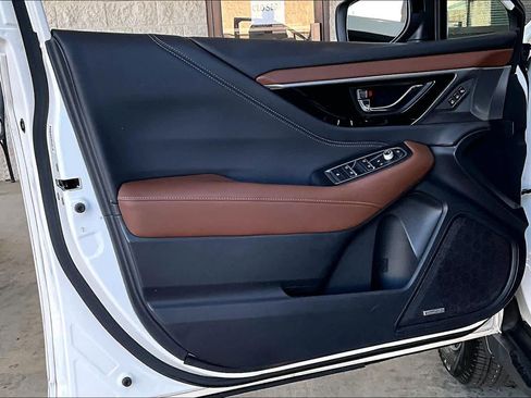 Used 2022 Subaru Outback Touring XT w/ Popular Package #2 image 21