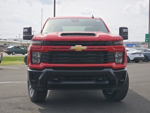New 2026 Chevrolet Silverado 2500 Custom image 6