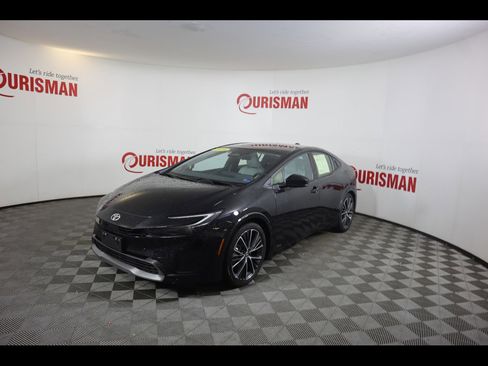 Used 2024 Toyota Prius Limited w/ Limited Premium Package AWD/4WD image 3