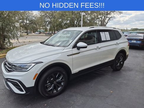 Used 2023 Volkswagen Tiguan SE FWD image 4