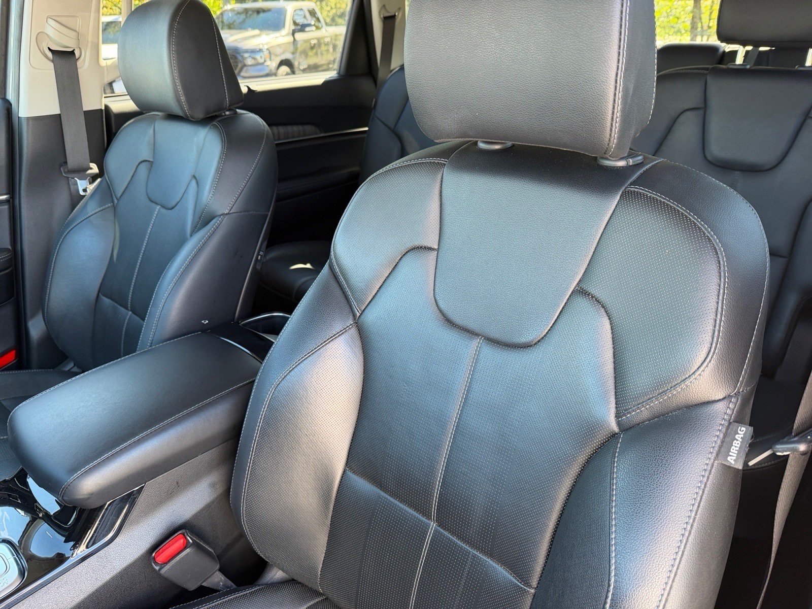 Used 2024 Kia Telluride SX FWD image 13