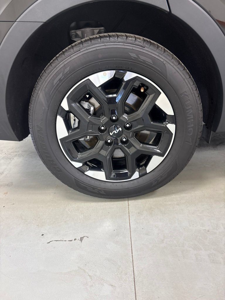 Used 2026 Kia Sorento S FWD image 30