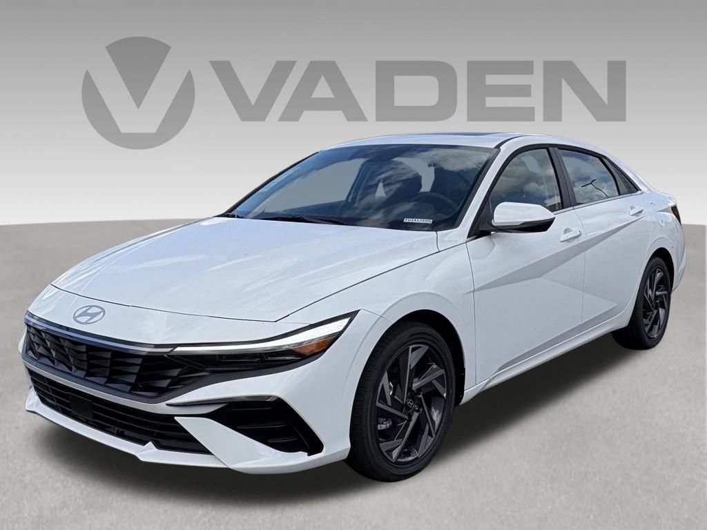 New 2026 Hyundai Elantra SE FWD image 1