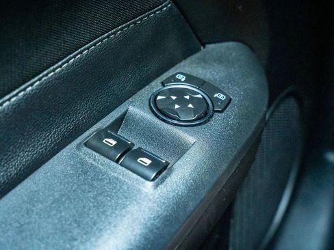 Used 2022 Ford Mustang Coupe RWD image 23