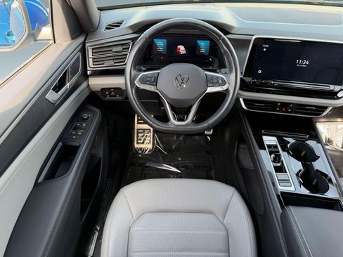 Certified 2024 Volkswagen Atlas Cross Sport SEL R-Line image 26