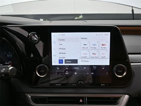 Used 2025 Lexus RX 350 Premium image 8