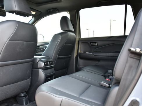 Used 2024 Honda Passport EX-L image 20