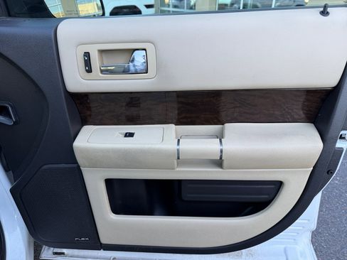 Used 2016 Ford Flex Limited image 16