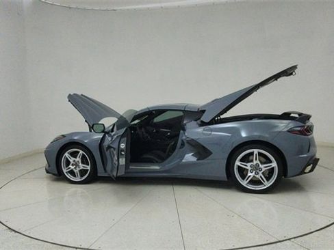 Used 2024 Chevrolet Corvette Stingray w/ Z51 Performance Package image 61