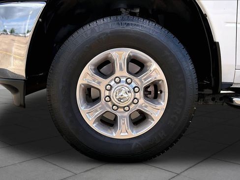 Used 2023 RAM 2500 Big Horn w/ Level 1 Equipment Group image 11