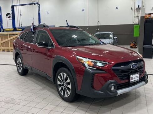 Certified 2025 Subaru Outback Limited image 1