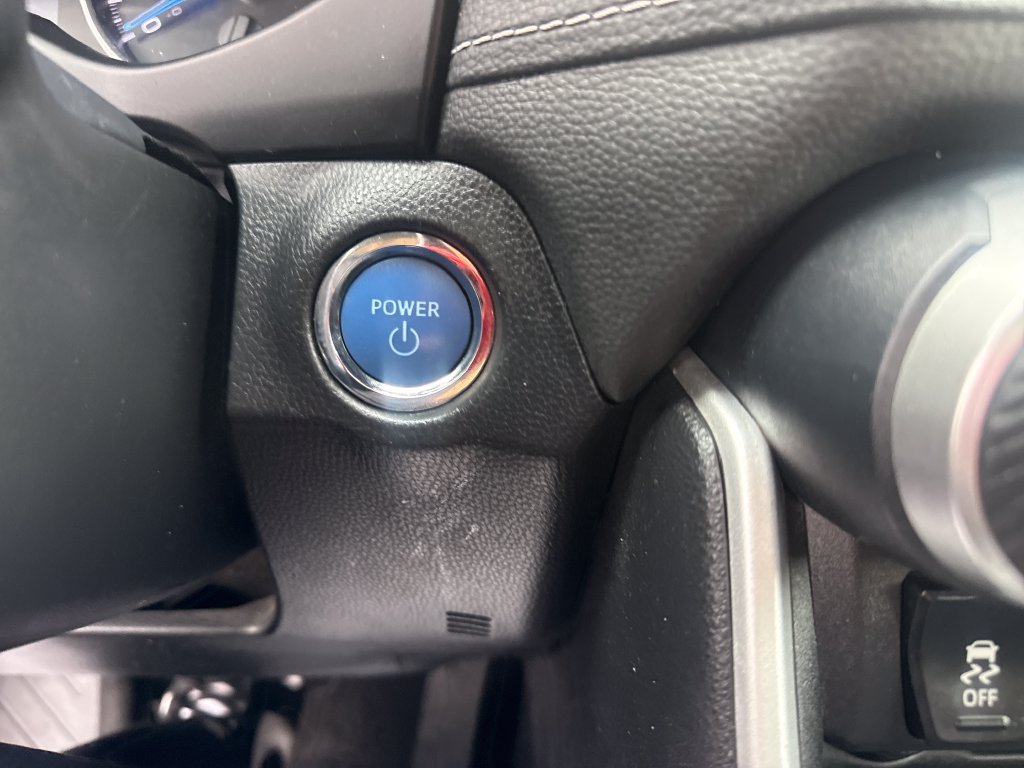 Used 2020 Toyota RAV4 XLE w/ Convenience Package AWD/4WD image 36