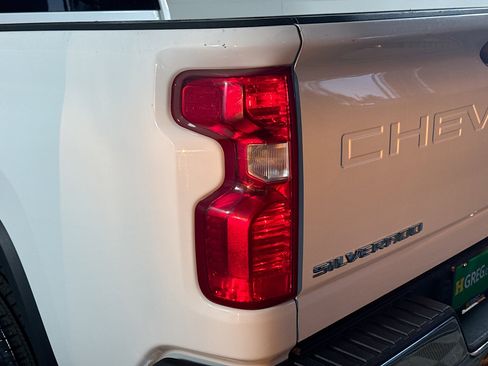 Used 2023 Chevrolet Silverado 2500 LT w/ Convenience Package image 36