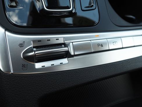 New 2026 Kia Carnival SX image 17