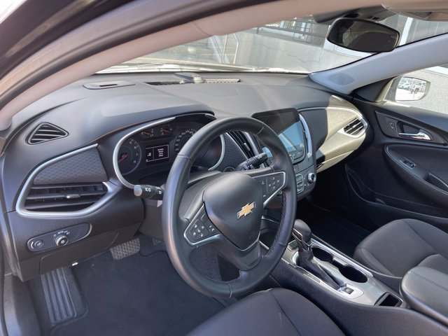 Used 2024 Chevrolet Malibu LT w/ Midnight Edition FWD image 7