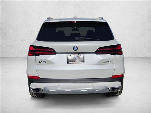 Used 2026 BMW X5 sDrive40i image 7