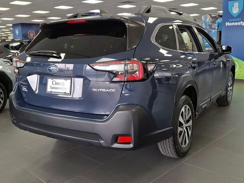 Used 2024 Subaru Outback Premium AWD/4WD image 9