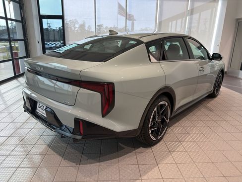 New 2026 Kia K4 GT-Line image 5