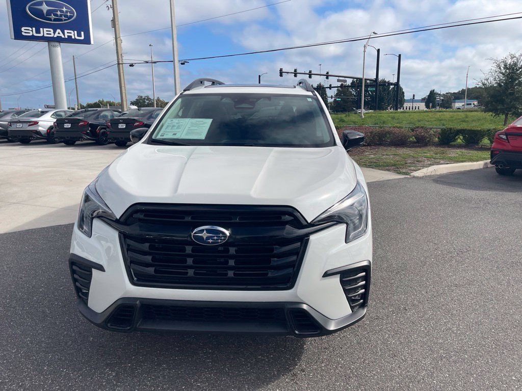 Used 2025 Subaru Ascent Onyx Edition AWD/4WD image 2