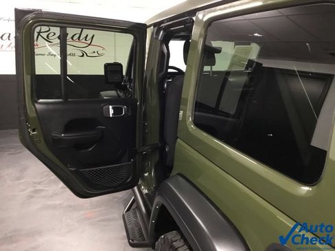 Used 2021 Jeep Wrangler Unlimited Sport AWD/4WD image 30
