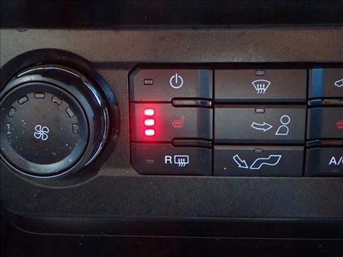 Used 2020 Ford F150 XLT w/ Equipment Group 302A Luxury image 18