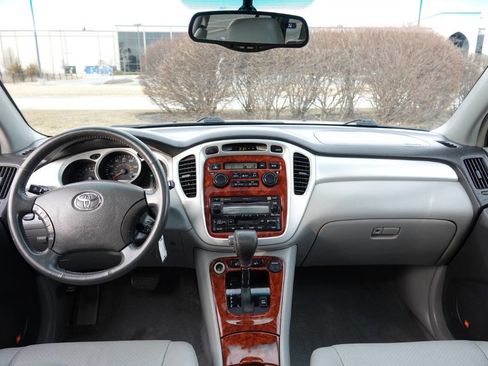 Used 2005 Toyota Highlander Limited AWD/4WD image 62