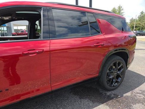 Used 2026 Chevrolet Traverse RS AWD/4WD image 39