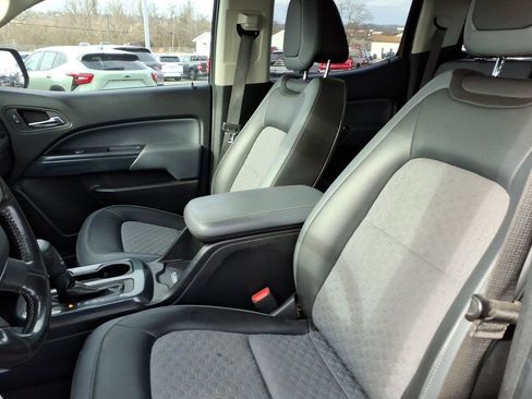 Used 2019 Chevrolet Colorado Z71 image 9