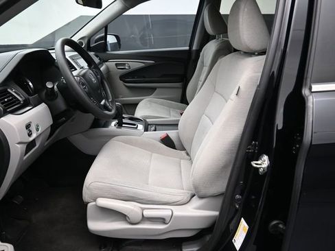 Used 2018 Honda Pilot LX image 21