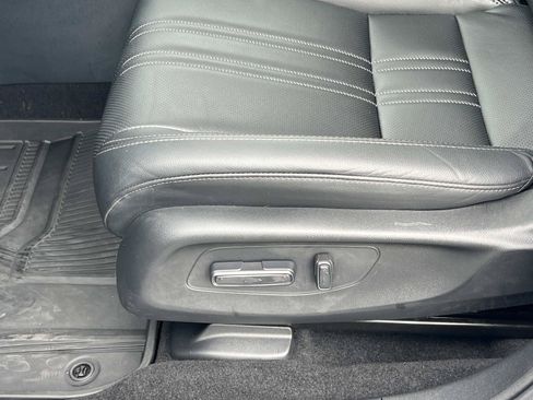 Certified 2026 Honda HR-V EX-L image 19