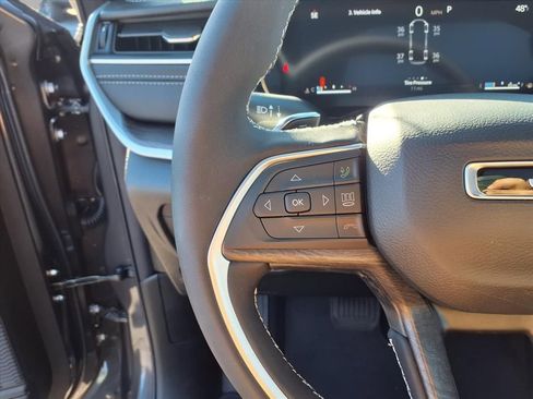 New 2025 Jeep Grand Cherokee L Limited AWD/4WD image 10