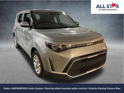 Used 2025 Kia Soul LX w/ LX Technology Package