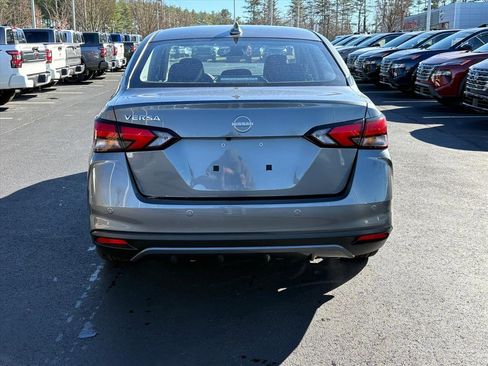 New 2025 Nissan Versa SV image 7