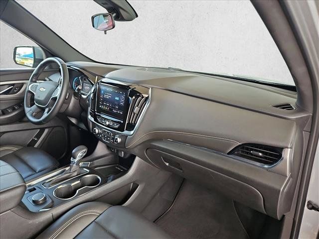 Used 2023 Chevrolet Traverse LT FWD image 22