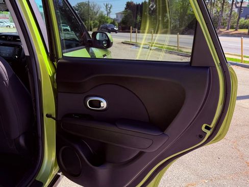 Used 2019 Kia Soul w/ Convenience Package image 15