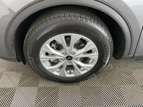 Used 2025 Ford Escape Active w/ Cold Weather Package image 30